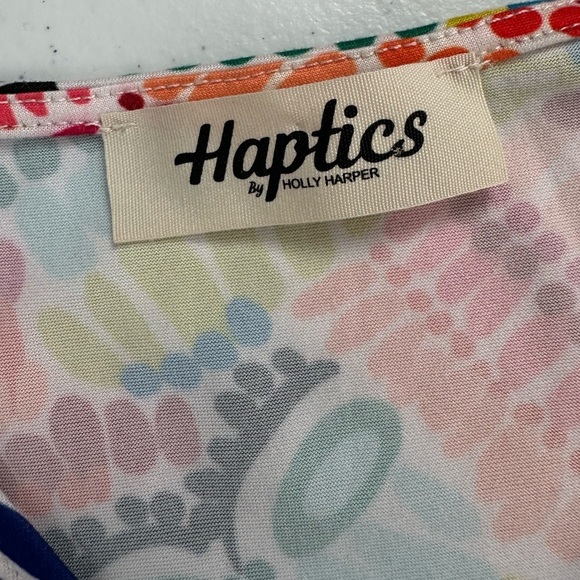 Haptics Bundle of Two Bright Colorful Short Sleeve Summer Tops Beach Vaca Summer - Picture 4 of 15